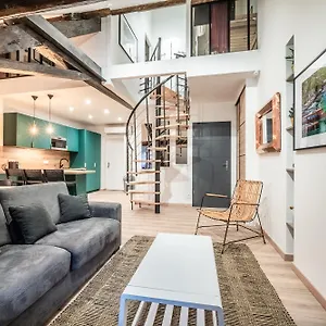 Coeur Vieille Apartment
